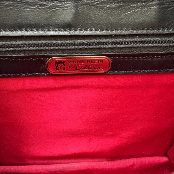 Vintage Anne Klein for Calderon black embossed going out bag with chain strap - Picture 4 of 5